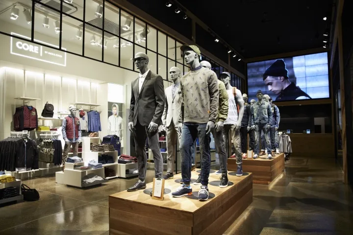 JACK & JONES otwiera jubileuszowy salon w Rzgowie. To dziesiąty outlet marki w Polsce